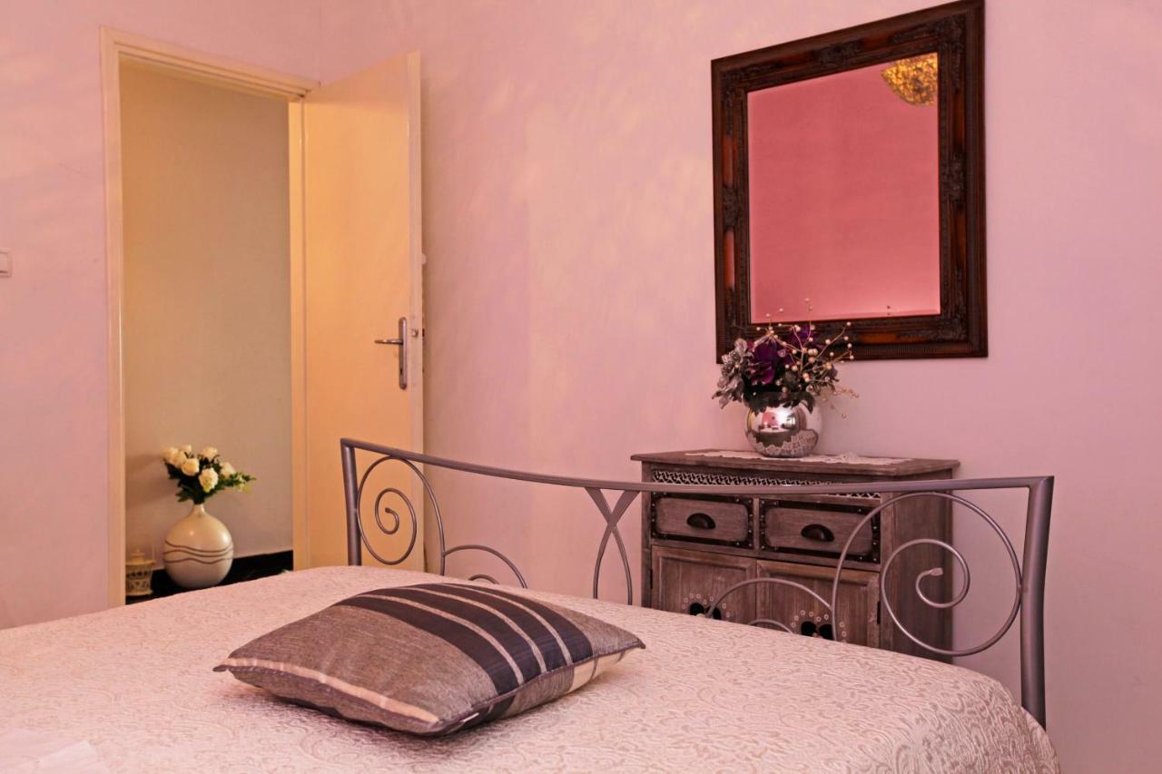 Apartment Ambroz ヴェラ・ルカ エクステリア 写真